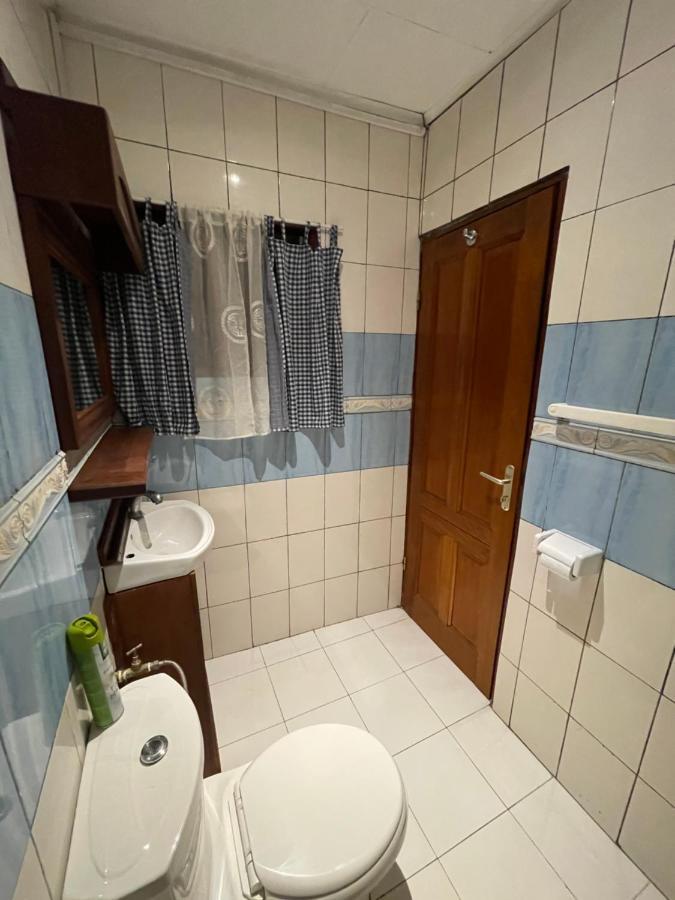 Homestay Studio Яунде Екстер'єр фото